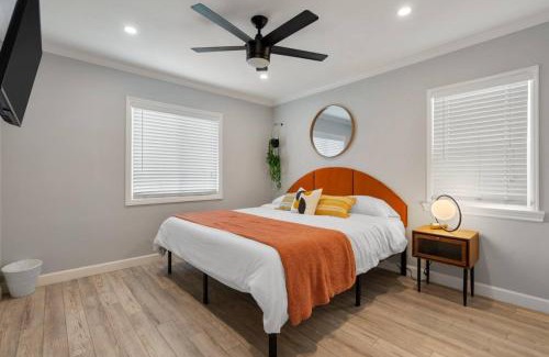 Harbor House | Luxury Hangout - Private Spa - Game Room - Arcade