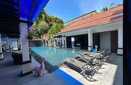 Kathu Villa | Luxury Hillside Villa With Stunning Views