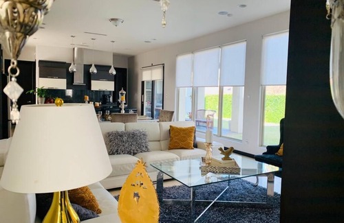 McAllen House | Luxury home in McAllen/Shary Area