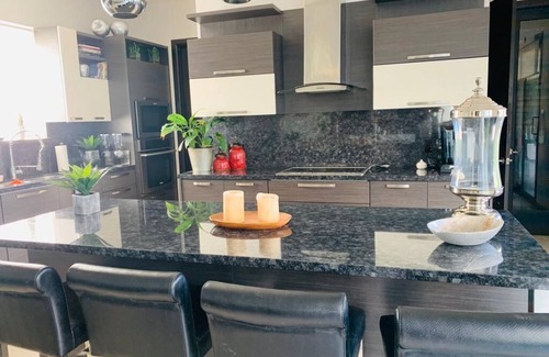 McAllen House | Luxury home in McAllen/Shary Area