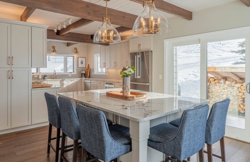 Crested Butte House | Luxury Home in Mt. Crested Butte, Stunning Mountain Views, Hot Tub
