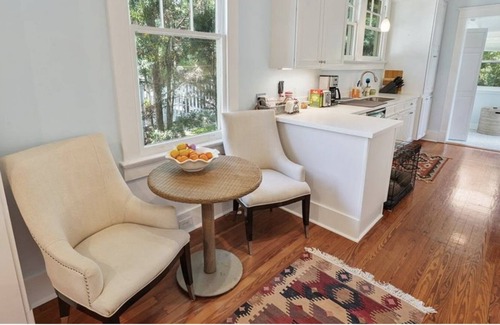 Audubon House | Luxury home in quiet residential neighborhood