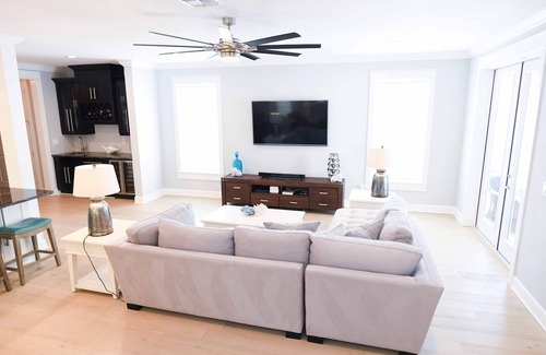 St. Petersburg - Clearwater House | Luxury home in the City, 5min from Downtown and 20min to Beach