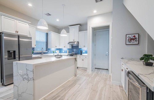 Greater Third Ward House | Luxury Home Min to DWT, Med CTR, Free parking, Fast Wi-fi