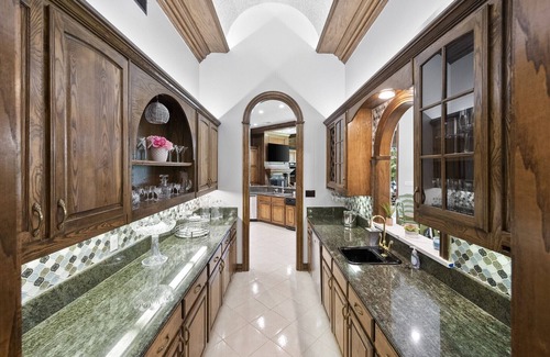 Athens House | Luxury home on 27 wooded acres with two private lakes in Athens, Texas.