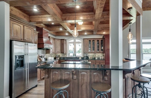 Gainesville House | Luxury Home on Private Peninsula