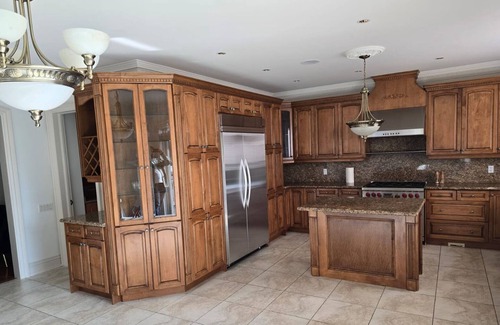 Richmond Hill House | "Luxury Home with Pool and Outdoor Bar"