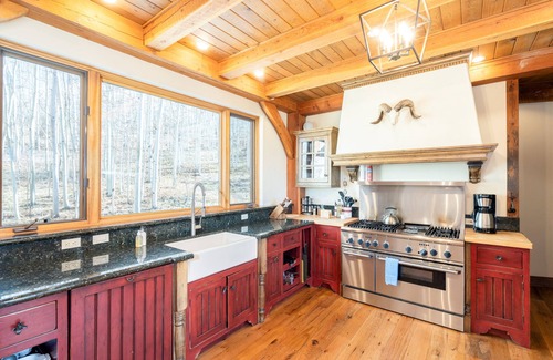 Telluride House | Luxury home with majestic mountain views, private hot tub, fireplace & deck