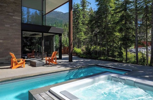 Whistler Creekside House | Luxury Home with Pool, Jacuzzi, Cinema, Pool Table