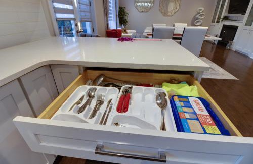 Port Union Villa | Luxury house In Scarborough