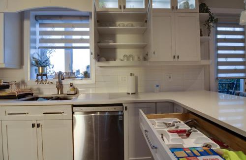 Port Union Villa | Luxury house In Scarborough