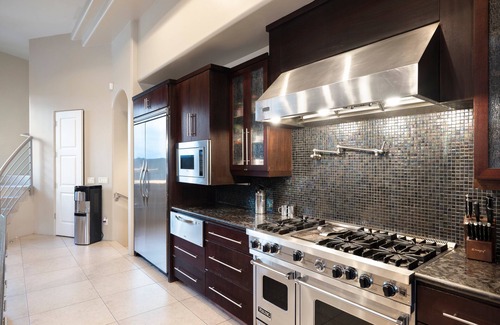 Desert View House | Luxury House With Great Views, Heated Pool and Casita