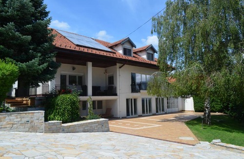 Belgrade House | Luxury House With Indoor Pool Near Belgrade