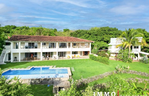 Los Pargos Villa | LUXURY HOUSE WITH POOL AND OCEAN VIEW.