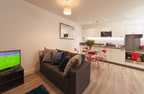 Rushey Green Apartment | Luxury In2 London Apartment