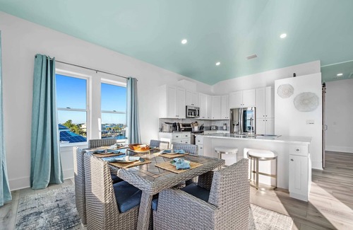 Perdido Key Coves One House | Luxury Infinity Edge Heated/Cooled Pool & Hot Tub + Boat Dock & Marine Station +