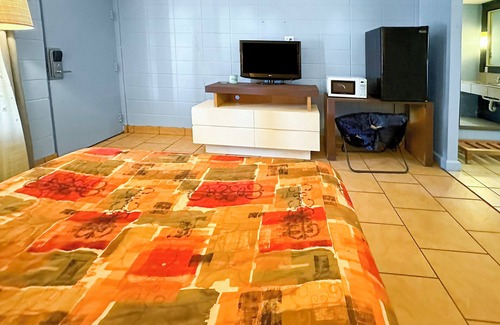Albany Hotel | Luxury Inn by OYO Albany