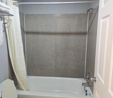 Nacogdoches Hotel | Luxury Inn & Suites and RV