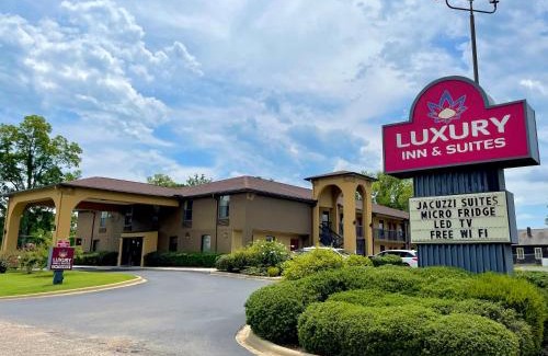 Selma Hotel | Luxury Inn & Suites