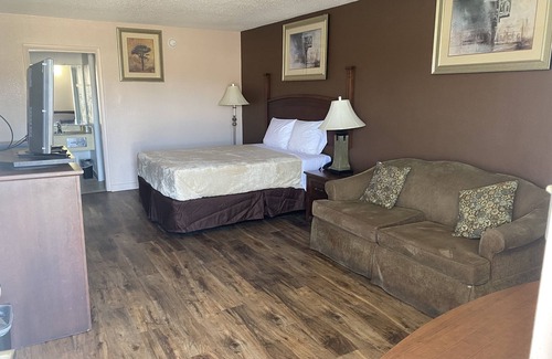 Montgomery Hotel | Luxury Inn