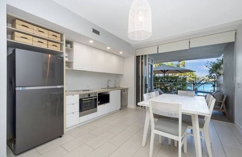 Nelly Bay Apartment | Luxury Island Hideaway