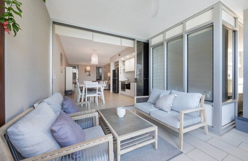 Nelly Bay Apartment | Luxury Island Hideaway