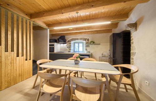 Nenadici Villa | Luxury Jerini House with pool