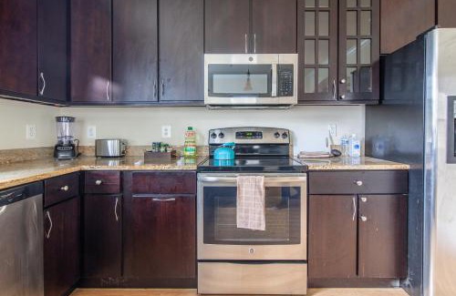 Northeast Bed & Breakfast | Luxury & Jolly-hearted Private Room in DC