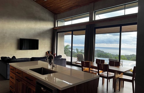 Pavones Villa | Luxury Jungle Villa Million Dollar Views & World Class Surf + Fast Wifi + Pool