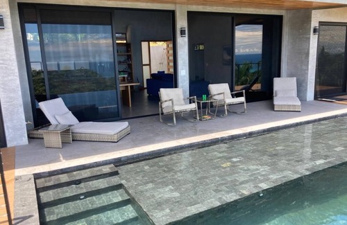 Pavones Villa | Luxury Jungle Villa Million Dollar Views & World Class Surf + Fast Wifi + Pool