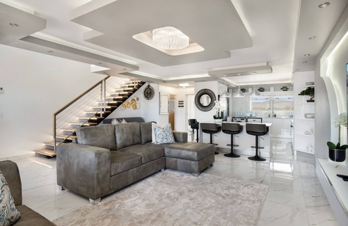 Century City Apartment | Luxury Knightsbridge Apartment Breathtaking View
