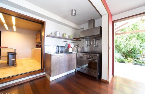 Flamands House | Luxury Kuban Villa/w BBQ, WIFI and Infinite Pool