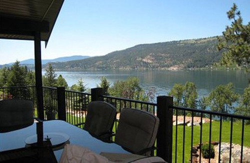 Central Okanagan House | Luxury Lake Home Retreat - Lake Country, Bc