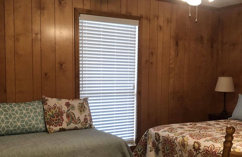 Farmerville House | Luxury Lake House