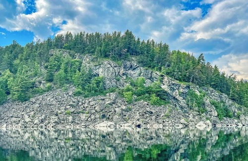 River Valley Ski Chalet | Luxury Lakefront Chalet On Lake Obabika With Beaches And Campsites