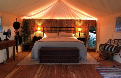 Spicewood Bed & Breakfast | Luxury Lakefront Escape: Massage, Yoga, Winery, Kayaks, SUPs, Krause Springs!