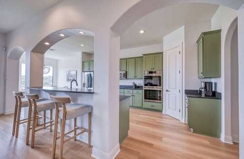 Spicewood House | Luxury Lakefront Home-private Dock - Dipping Pool!