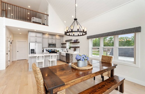 Delavan Lake House | Luxury Lakefront Home