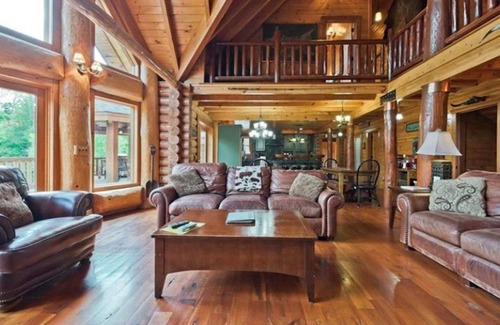 Oxford Cabin | Luxury Lakefront Home On 155 Private Acres: Family Reunions, Weddings, Events