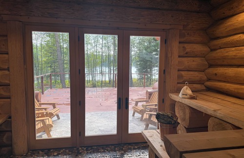 Blakeslee Cabin | Luxury Lakefront Log Cabin, steam room, sauna, professional karaoke, fire pit