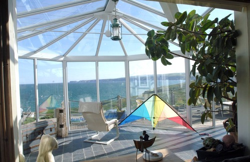Port Isaac House | LUXURY LARGE 7 bedroom house Fantastic Sea Views sleeps up to 14.