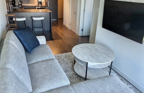Downtown Edmonton Condo | Luxury Legends 1 Bedroom Suite 37th Floor!