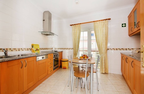 Budens Villa | Luxury Linked Villa, Superb Views of Golf Course, Best Pool, Fabulous Beaches