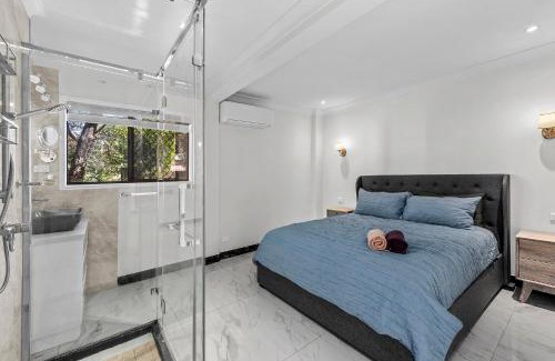 Wishart House | Luxury Living 2B2B in Southern Brisbane Parking