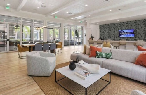 Lutz Apartment | Luxury Living Near Shopping & Prime Hospitals, Nature Views