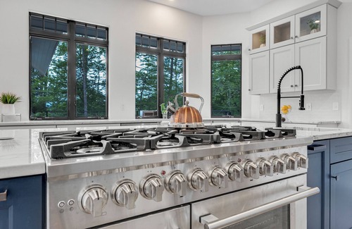 South Pond Shores House | Luxury living near Sunday River