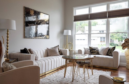 Eagan House | Luxury Living - Spacious & Deluxe Home