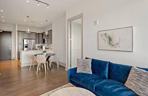 McLean Apartment | Luxury Living | Tysons | High Rise | Scenic Views