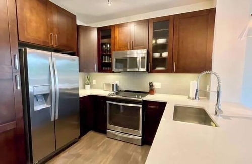 McLean Apartment | Luxury Living | Tysons | Spacious | Balcony