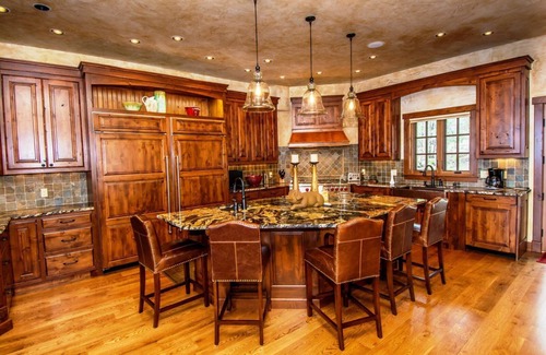 Timber Ridge Ranch Cabin | Luxury Lodge, Fantastic Views, Colorado Elegance, Close to Town